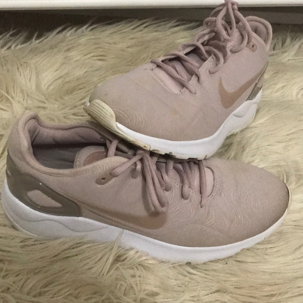 Women’s Nike Shoes